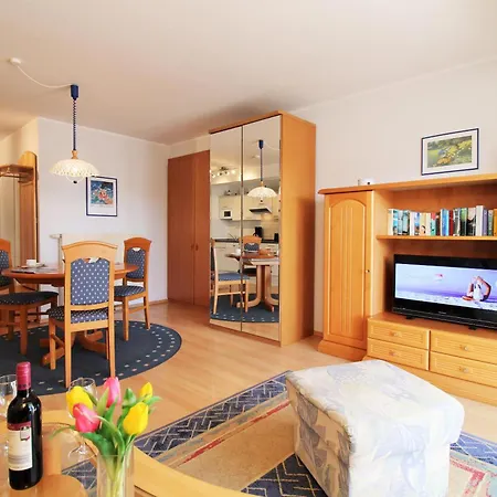 Appartementhaus Eichsfeldia 13 * Ostseebad Kühlungsborn